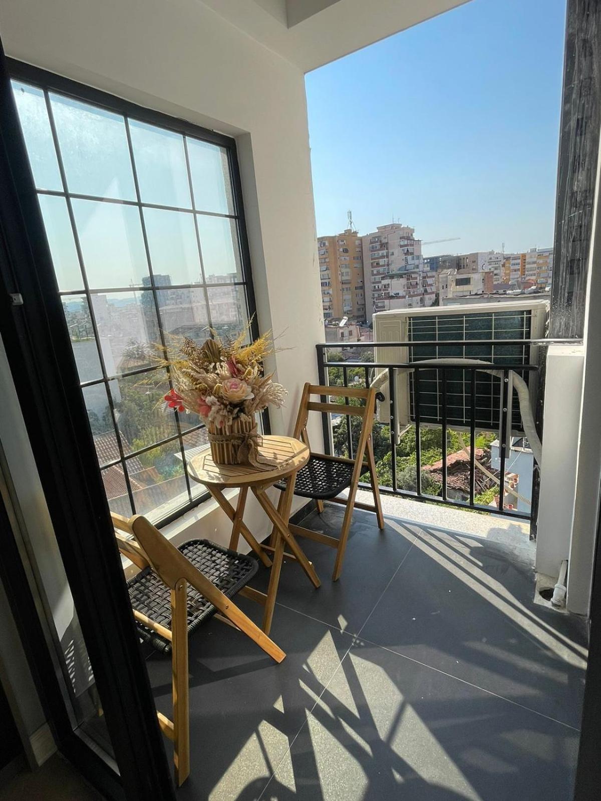 Luxury One Bedroom Apartment تيرانا المظهر الخارجي الصورة